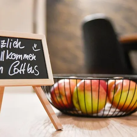 Exklusives-city-apartment Mit Gratis Tiefgarage, Balkon, Waschtrockner, Netflix Cottbus