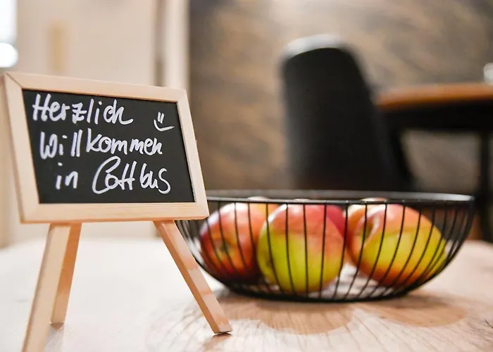 Exklusives-city-apartment Mit Gratis Tiefgarage, Balkon, Waschtrockner, Netflix Chociebuż