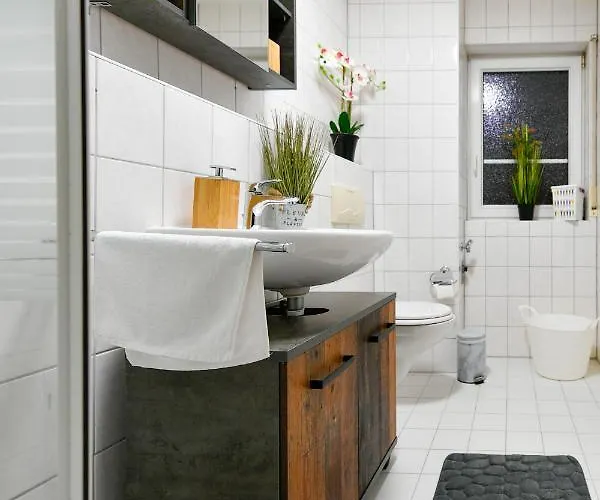 דירה Exklusives-city-apartment Mit Gratis Tiefgarage, Balkon, Waschtrockner, Netflix *