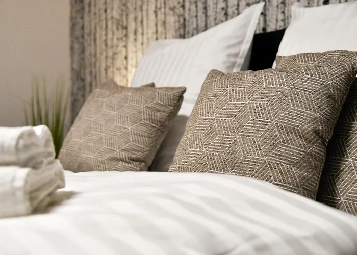 Exklusives-city-apartment Mit Gratis Tiefgarage, Balkon, Waschtrockner, Netflix Apartament Chociebuż