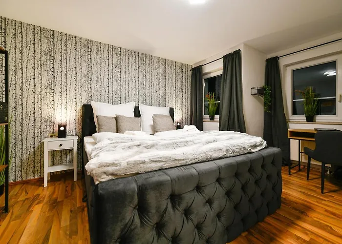 Exklusives-city-apartment Mit Gratis Tiefgarage, Balkon, Waschtrockner, Netflix קוטבוס